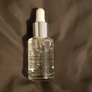 kiehls clearly corrective dark spot solution